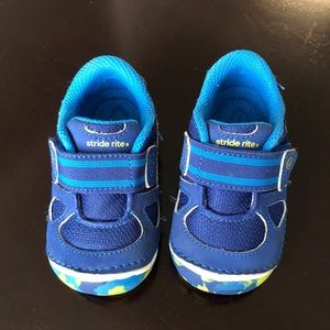 Stride Rite Soft Motion Blue Sneaker Size 5